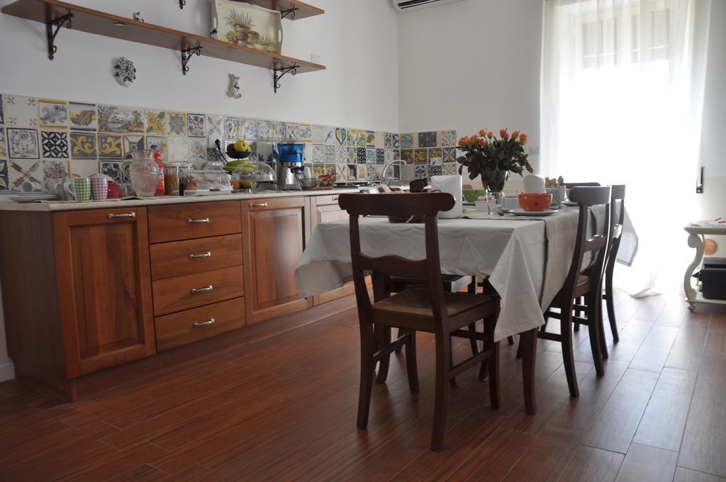 Le Stanze Di Rebecca Bed and Breakfast Rom Eksteriør billede